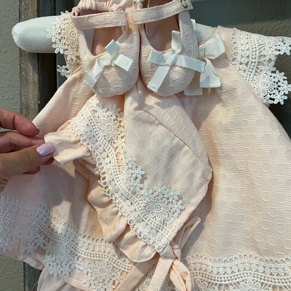NWT Beautiful baby girl 6m set  🎀 - Picture 3 of 6